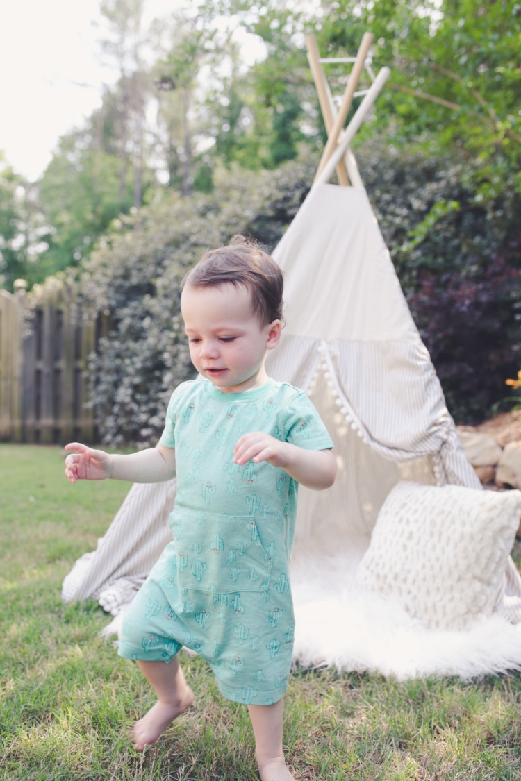 Teepee Gift for toddler boy // Green Jumpsuit for little boy // Littles Style: Mom and Baby Fashion // Style tips from Heather Brown of MyLifeWellLoved.com // Picky Eater