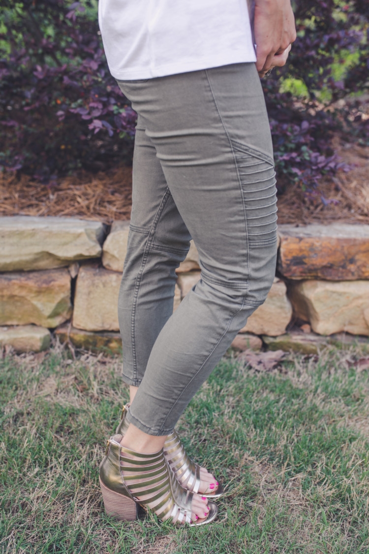 Olive green moto legging pants // Littles Style: Mom and Baby Fashion 