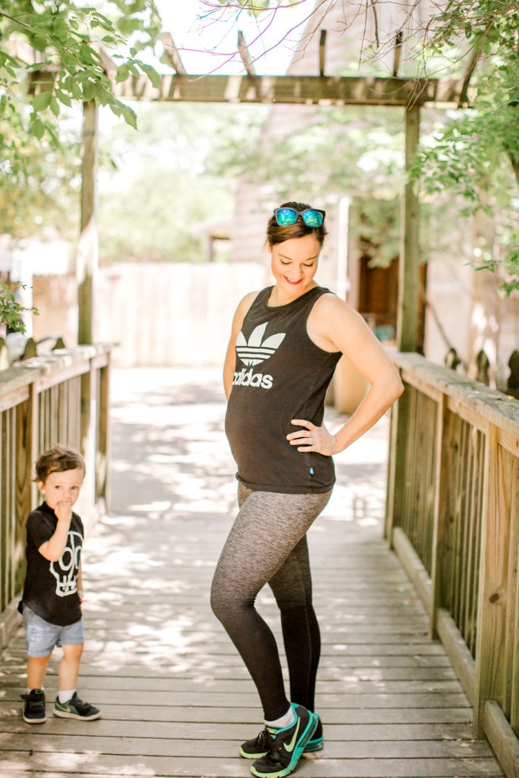 booty challenge with alabama healthy lifestyle blogger Heather of MyLifeWellLoved.com // mom workouts for the glutes / Squats Challenge #pregnantworkout