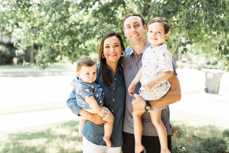 Tis the Season! What To Wear For Family Photo Holiday Cards by Life + Style Blogger, Heather Brown // My Life Well Loved