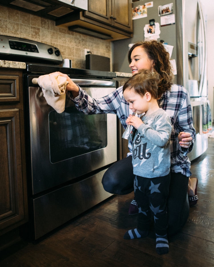 Cleaning Hacks for Moms while spring cleaning from alabama blogger Heather of MyLifeWellLoved.com