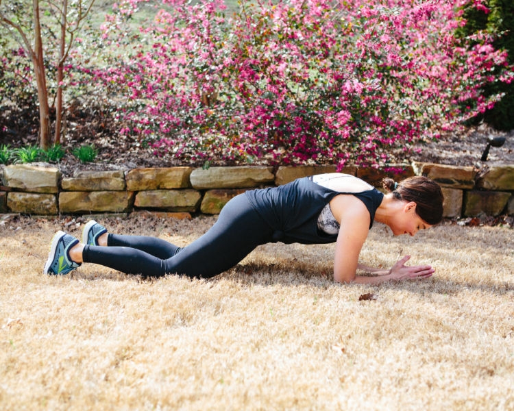 Plank Challenge Pregnancy Modifications from Fitness Alabama blogger Heather of mylifewellloved.com // marble sports bra #plankchallenge #fitness