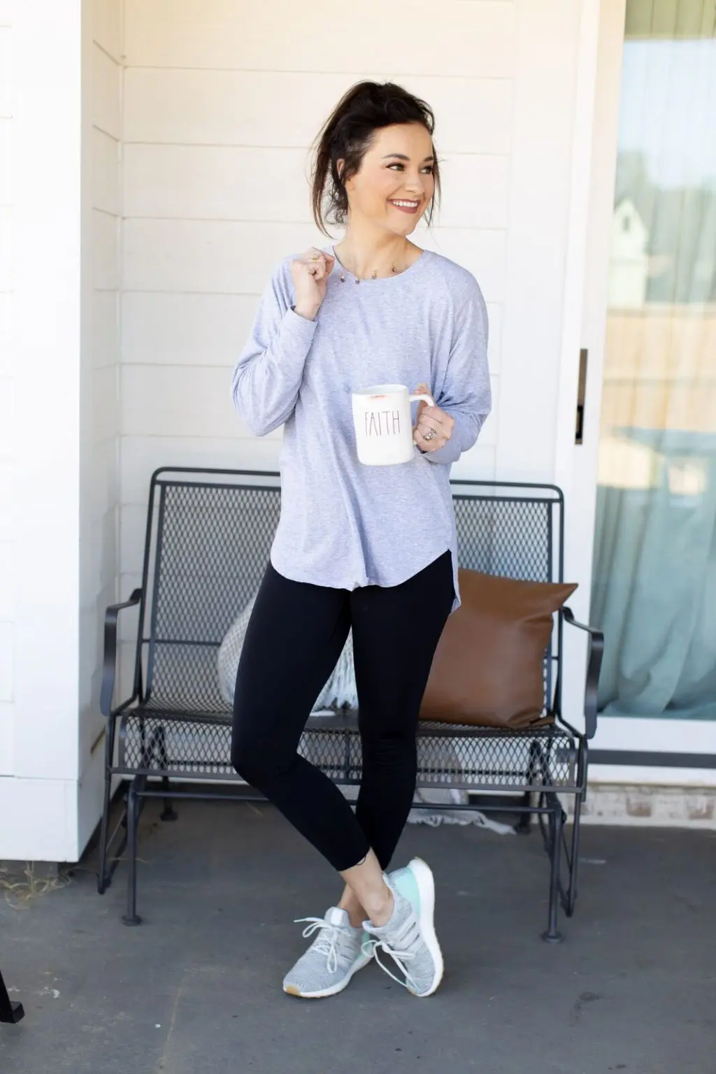 Healthy lifestyle + fitness blogger, My Life Well Loved, shares tips for intermittent fasting from her chiropractor! Click NOW to read!