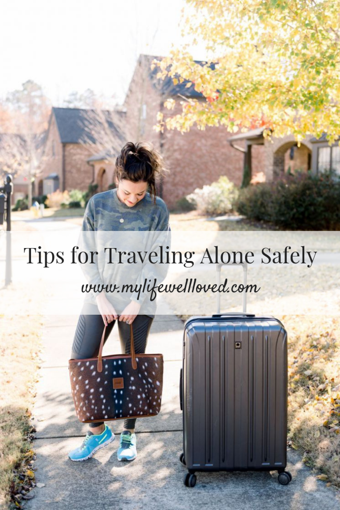 5 tips for traveling alone safely for business by Birmingham lifestyle blogger My Life Well Loved // #businesstrip #safetravel #flyingalone #pumpingwhiletraveling 