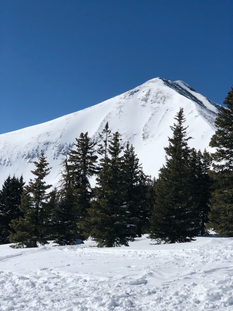 Colorado Ski Vacation Recap & What I Packed by Heather Brown at My Life Well Loved // #coloradoskitrip #couplegetaways #skitrip