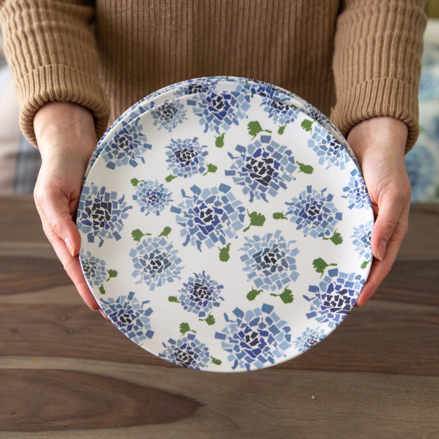 Honey & Hank fifty states hydrangea melamine dinner plate 