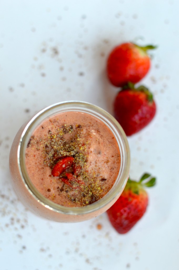 All Natural White Chocolate Peanut Butter Strawberry Smoothie with Goji Berries and Flaxseed