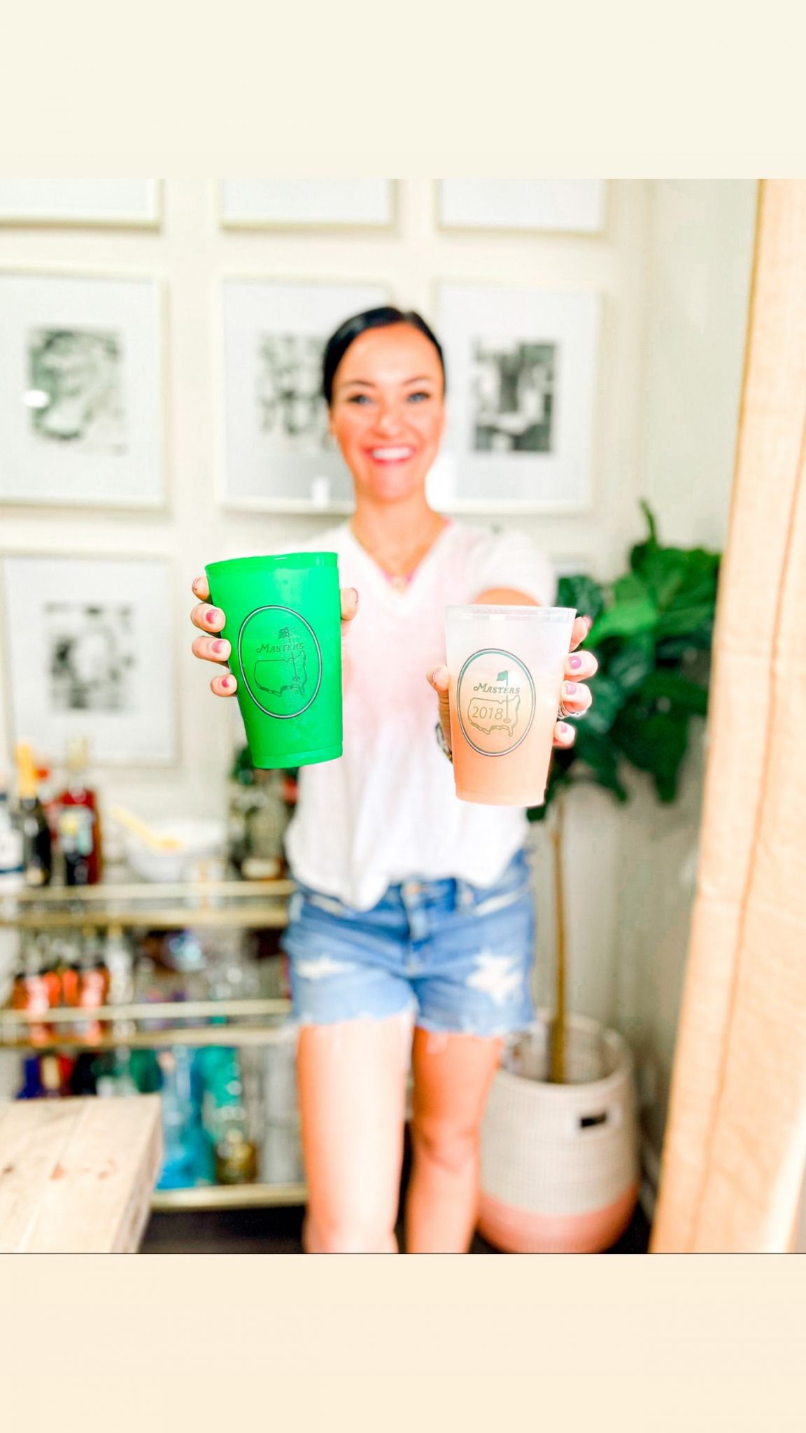 Fashion + Lifestyle blogger, My Life Well Loved, shares her top 5+ light summer cocktail ideas! Click NOW to see her ideas!