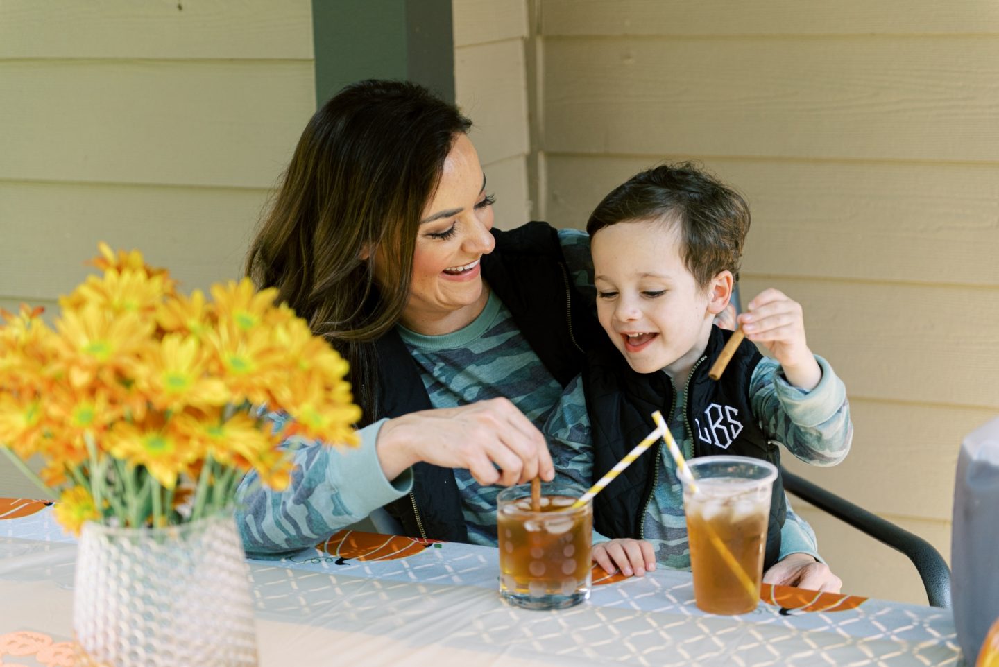 Thanksgiving Turkey Trot Tea Recipe For Kids + Fun Ideas For Families by Life + Style blogger, Heather Brown // My Life Well Loved