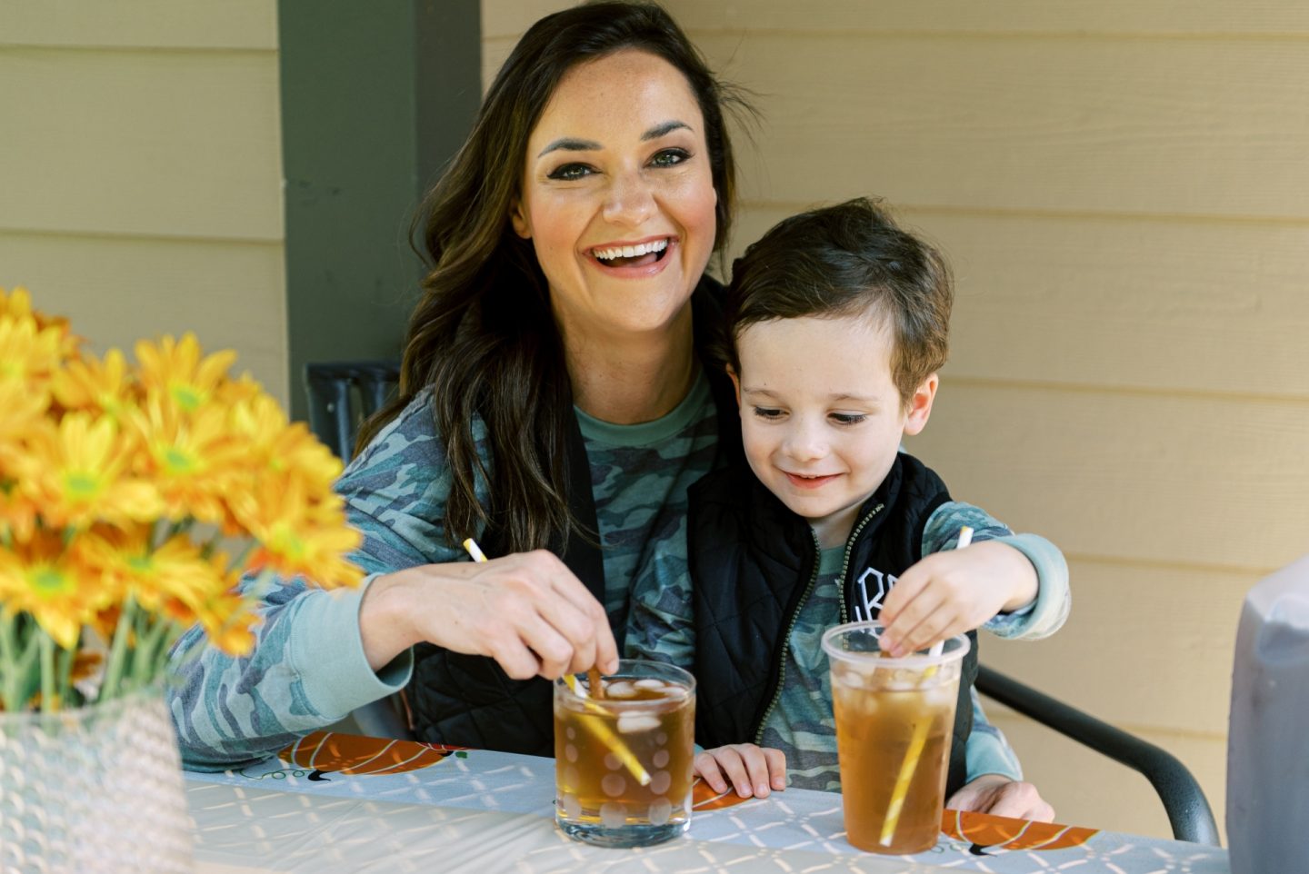 Thanksgiving Turkey Trot Tea Recipe For Kids + Fun Ideas For Families by Life + Style blogger, Heather Brown // My Life Well Loved