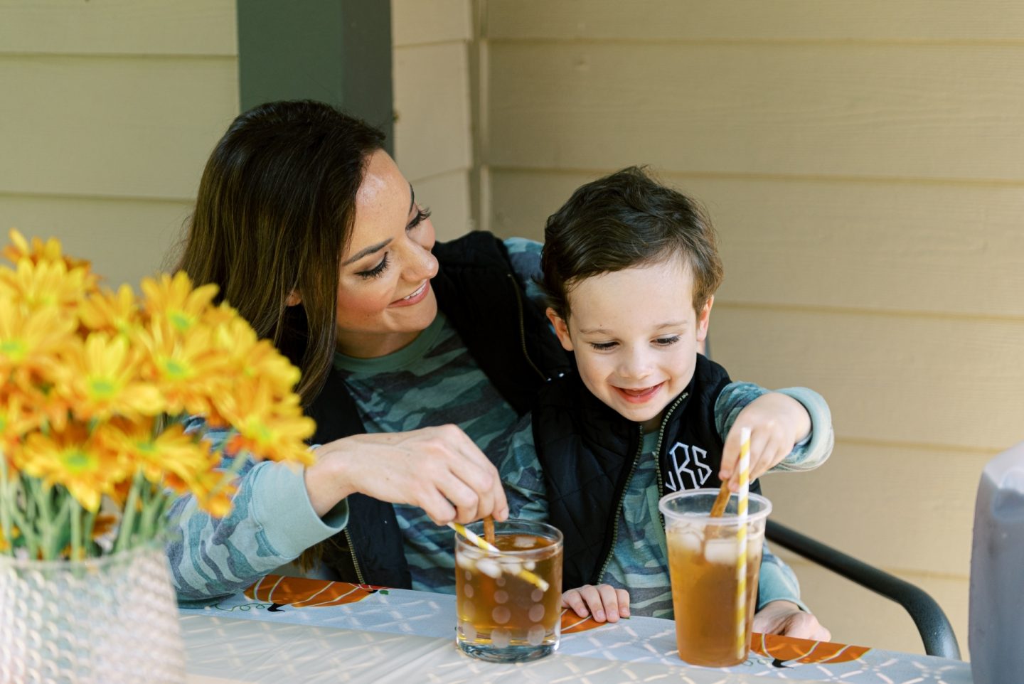 Thanksgiving Turkey Trot Tea Recipe For Kids + Fun Ideas For Families by Life + Style blogger, Heather Brown // My Life Well Loved