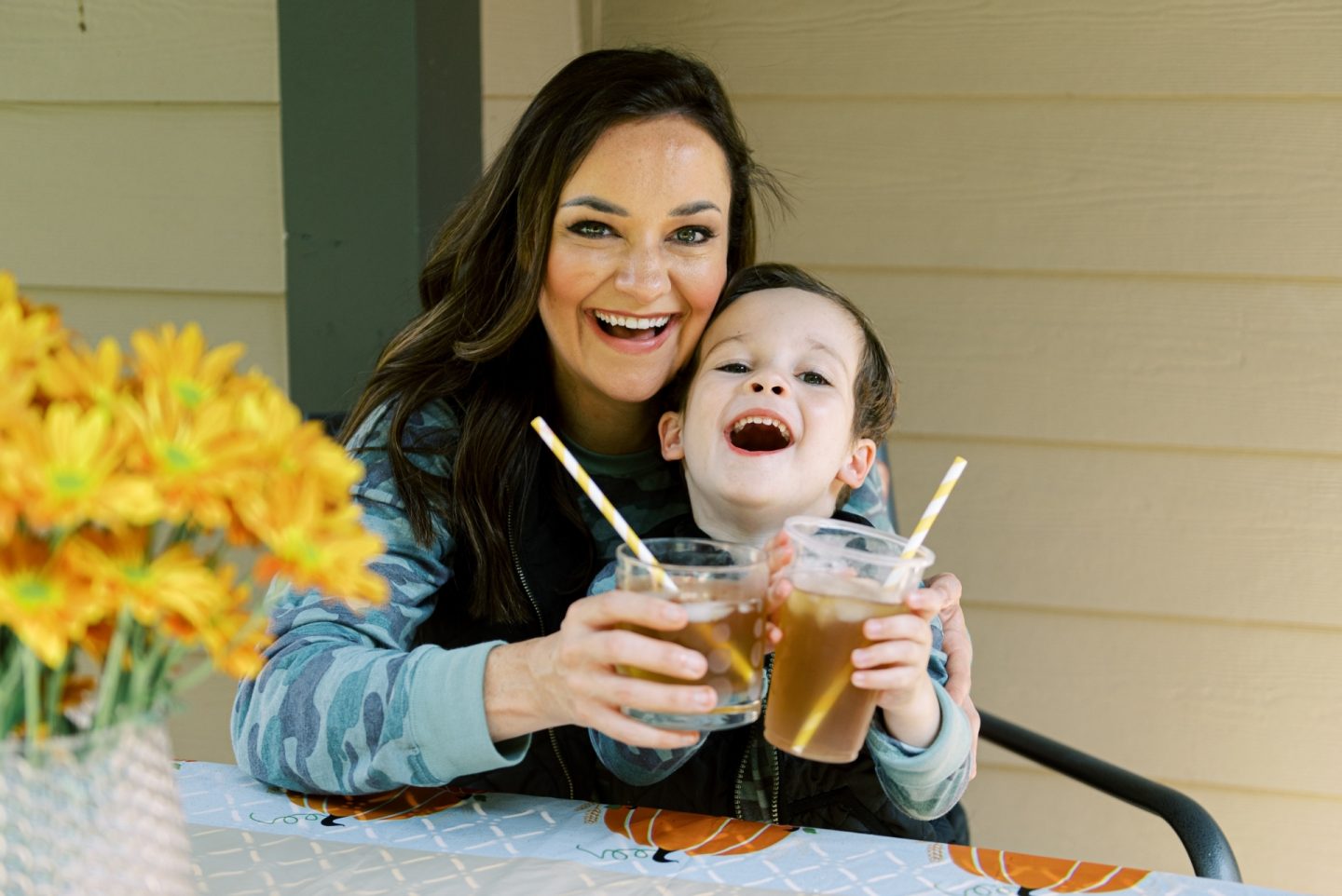 Thanksgiving Turkey Trot Tea Recipe For Kids + Fun Ideas For Families by Life + Style blogger, Heather Brown // My Life Well Loved