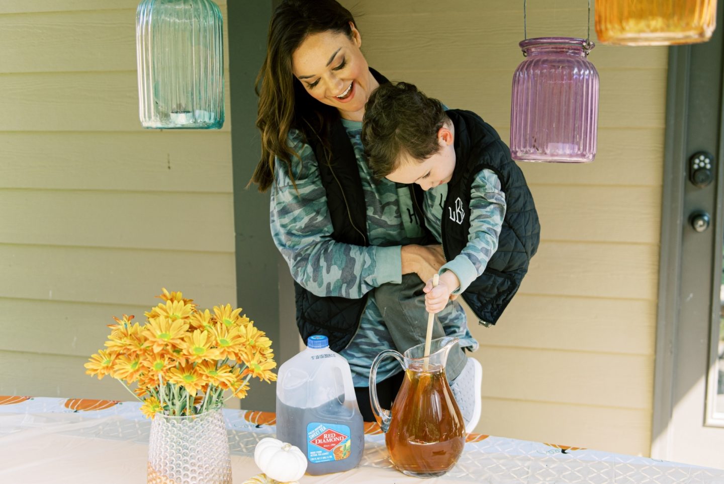 Thanksgiving Turkey Trot Tea Recipe For Kids + Fun Ideas For Families by Life + Style blogger, Heather Brown // My Life Well Loved