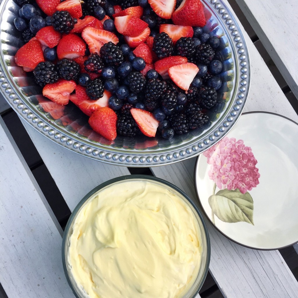 Easy Vanilla Almond Fruit Dip Recipe by AL blogger My Life Well Loved