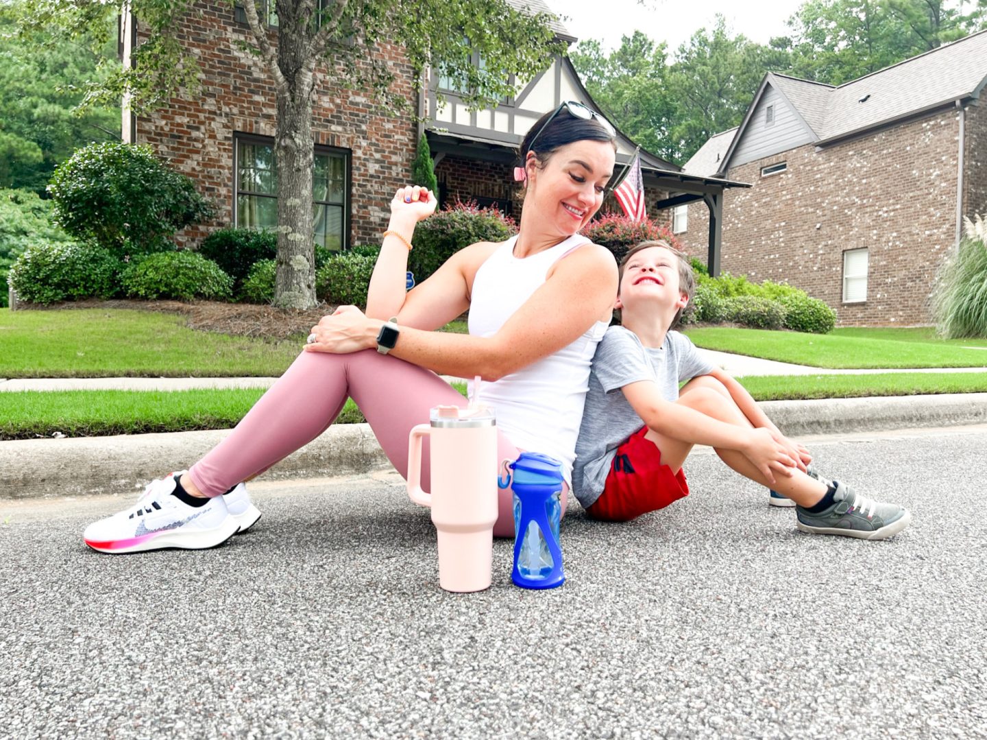 Mom + health blogger, My Life Well Loved, shares her back to school healthy habits for kids! Click NOW to read these health hacks!