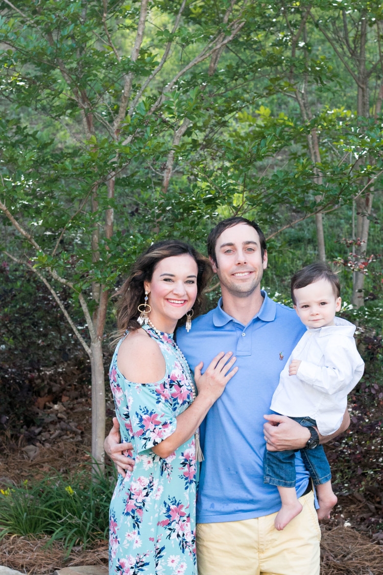 Birmingham Blogger Heather Brown from MyLifeWellLoved.com Family Photo Outfit Ideas // Easter family photo