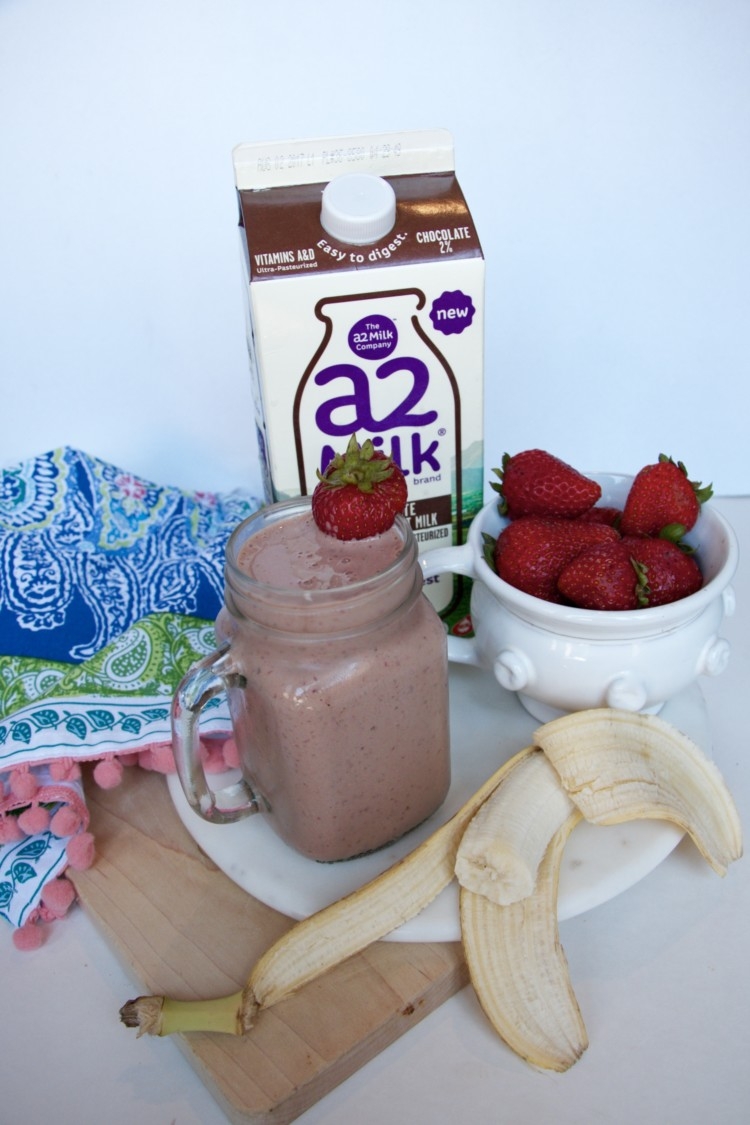 Chocolate Milk Recovery Smoothie // a2 milk for my toddler // WOrkout recovery smoothie from Heather Brown of MyLifeWellLoved.com