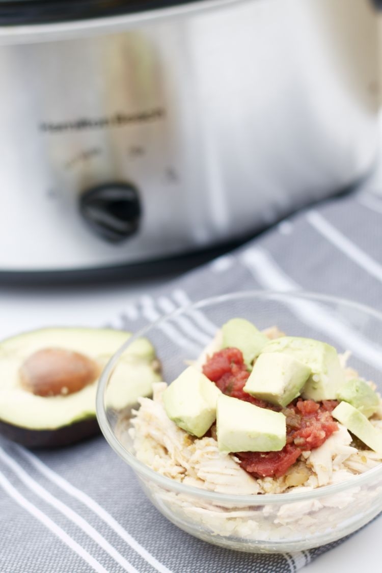 Pin this Whole30 Chicken Chili Verde slow cooker recipe for later. Easy healthy meals aren't easy to come by! From Alabama blogger Heather of MyLifeWellLoved.com - Whole30 Chicken Chili Verde Recipe by popular Alabama fitness blogger My Life Well Loved