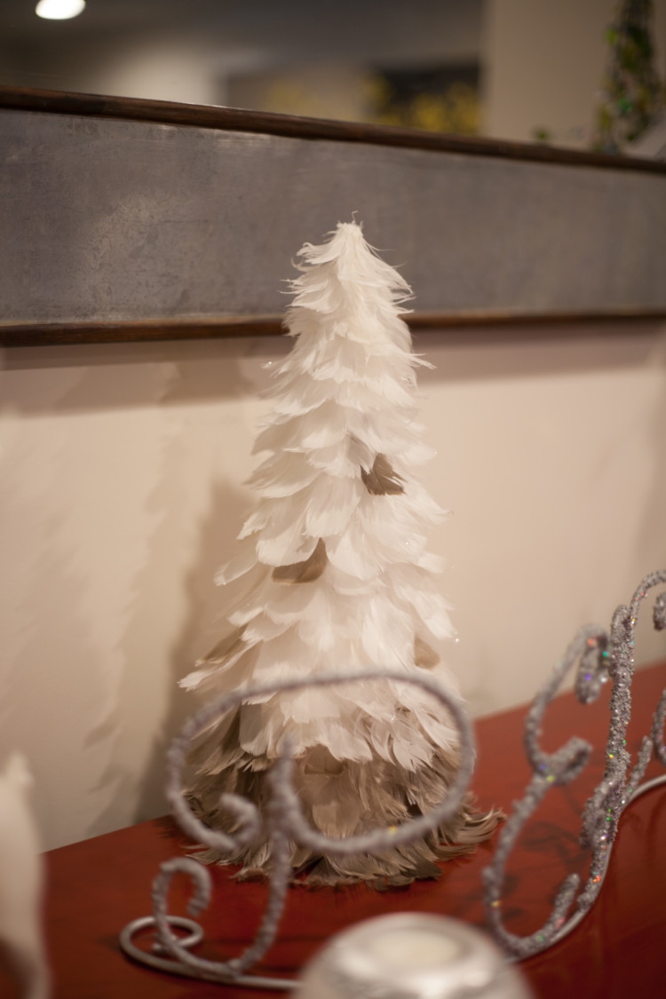 Kid-friendly Christmas decor || Simple tips on decorating with kid-friendly Christmas decor. Your home and Christmas tree can be beautiful and kid-friendly at the same time! Christmas safety tips with kids. Christmas safety. || decorating for Christmas with kids || kid friendly Christmas tree || how to kid proof your Christmas tree || Heather Brown from My Life Well Loved 