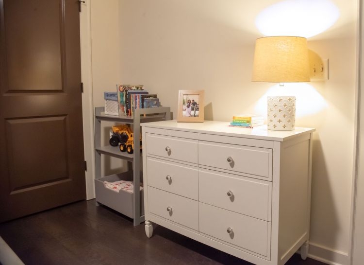 Big boy room reveal and tips for transitioning your toddler to a big kid room by Heather at mylifewellloved.com // #bigkidroom #toddlerroom #airplaneroom #nurserytransition