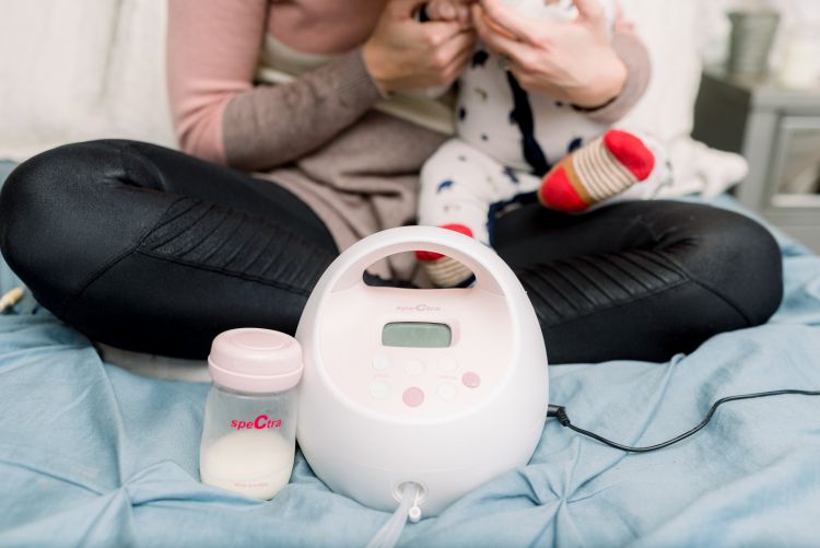 The best breast pumps and must-have breastfeeding accessories by mommy life + style Alabama blogger, Heather Brown, at My Life Well Loved // #mommy #momlife #breastfeeding #breastpumps #nursingaccessories #nursing #fedisbest
