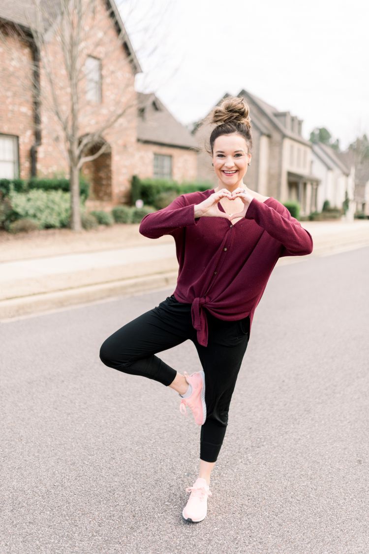 Healthy life + style blogger shares the many chiropractic benefits of visiting your chiropractor consistently - by Heather Brown at My Life Well Loved // #chiropractor #chiropracticbenefits #selfcare #bodypositivity