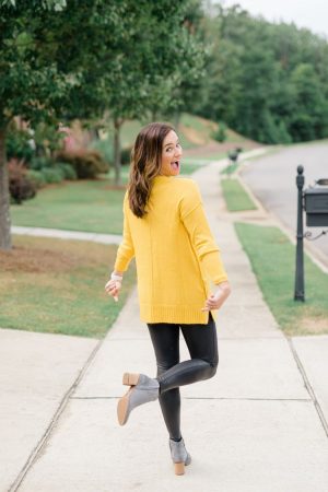 17 Ways to Style Your Spanx Faux Leather Leggings by Alabama lifestyle + fashion blogger My Life Well Loved // #spanxleggings // #spanxfauxleatherleggings // #topstowearwithleggings // #shirtsforleggings