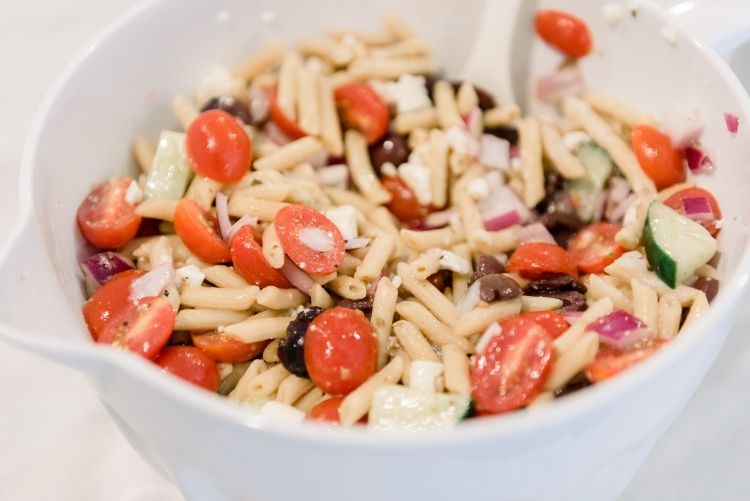 Easy Greek Pasta Salad Recipe - Healthy & Kid Friendly - by Heather at MyLifeWellLoved.com // #healthyrecipe #pastasalad #easymeal