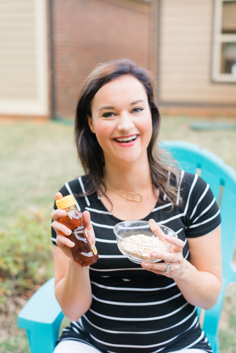 Oatmeal Face Mask with Honey from Alabama blogger Heather of MyLifeWellLoved.com // All-Natural Face mask that's great for girls' nights in! #facemask #allnaturalbeauty