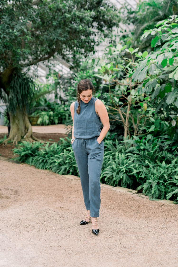 Blogger, Heather Brown at My Life Well Loved shares her tips on how to wear a jumpsuit this Spring // #springfashion #jumpsuits #howtowearajumpsuit #spring2019trends