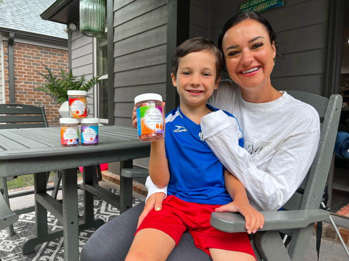 Mom + lifestyle blogger, My Life Well Loved, shares the best water bottles for kids! Click NOW to see what ideas she came up with!