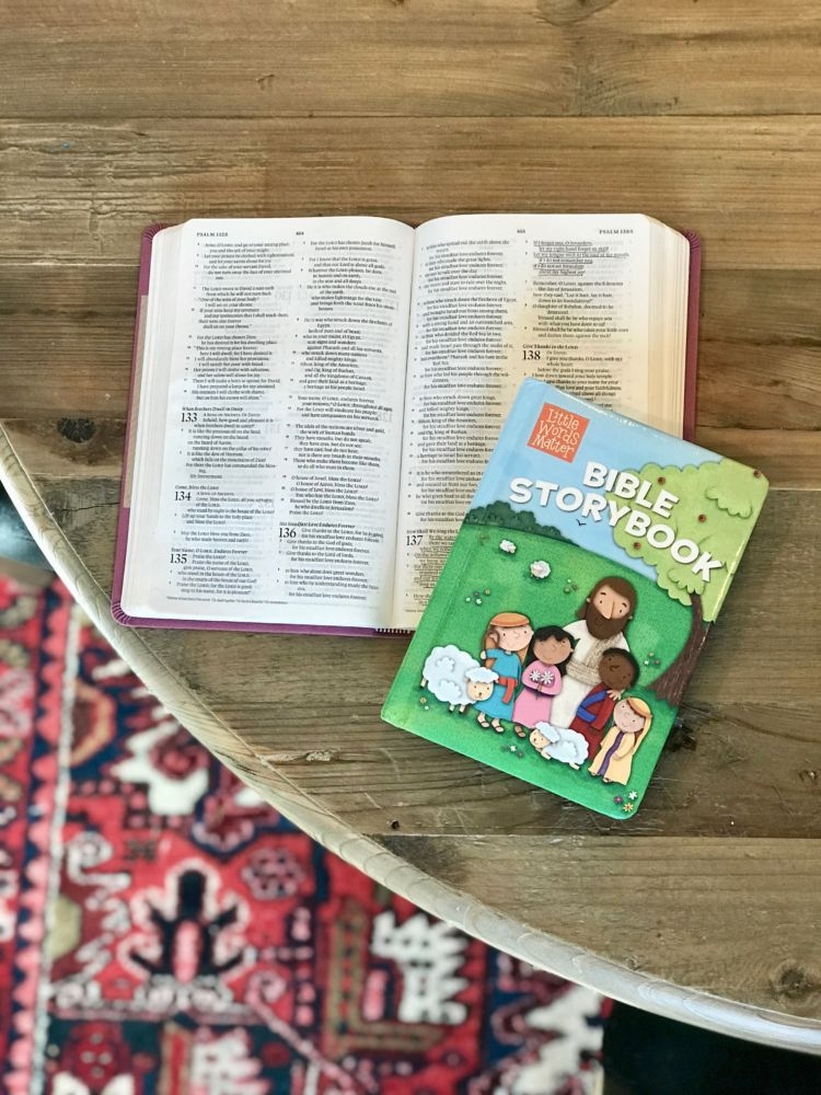 Easy Bible Verses Toddlers Can Memorize from Alabama blogger Heather of MyLifeWellLoved.com // #Toddlers #BibleVerses Scripture memorization