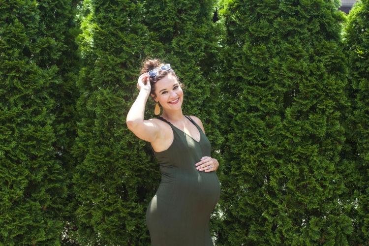 Thirty-three weeks pregnant bumpdate with alabama healthy lifestyle blogger Heather of MyLifeWellLoved.com // #pregnant