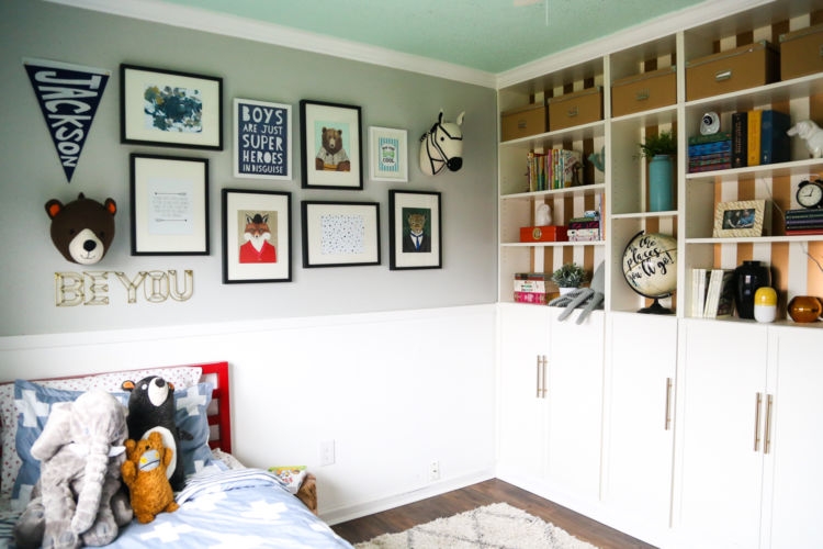 5 Essential Tips for Transitioning Your Toddler to a Big Boy Room by AL Life + Style Blogger, Heather, at MyLifeWellLoved.com // #bigkidroom #toddlerbed #homedecor