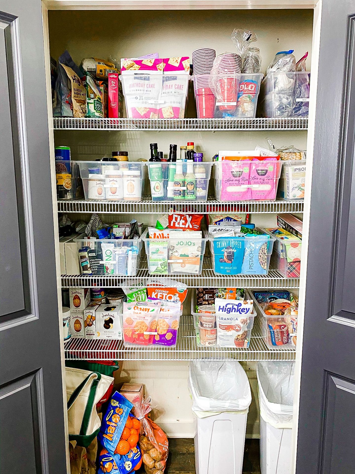 How Do You Organize Snacks in a Pantry?