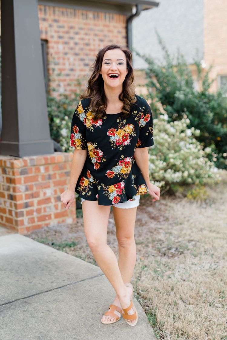 Fashion + lifestyle blogger, My Life Well Loved, shares her cute mom outfits for under $20! Click NOW to see what items she found! 