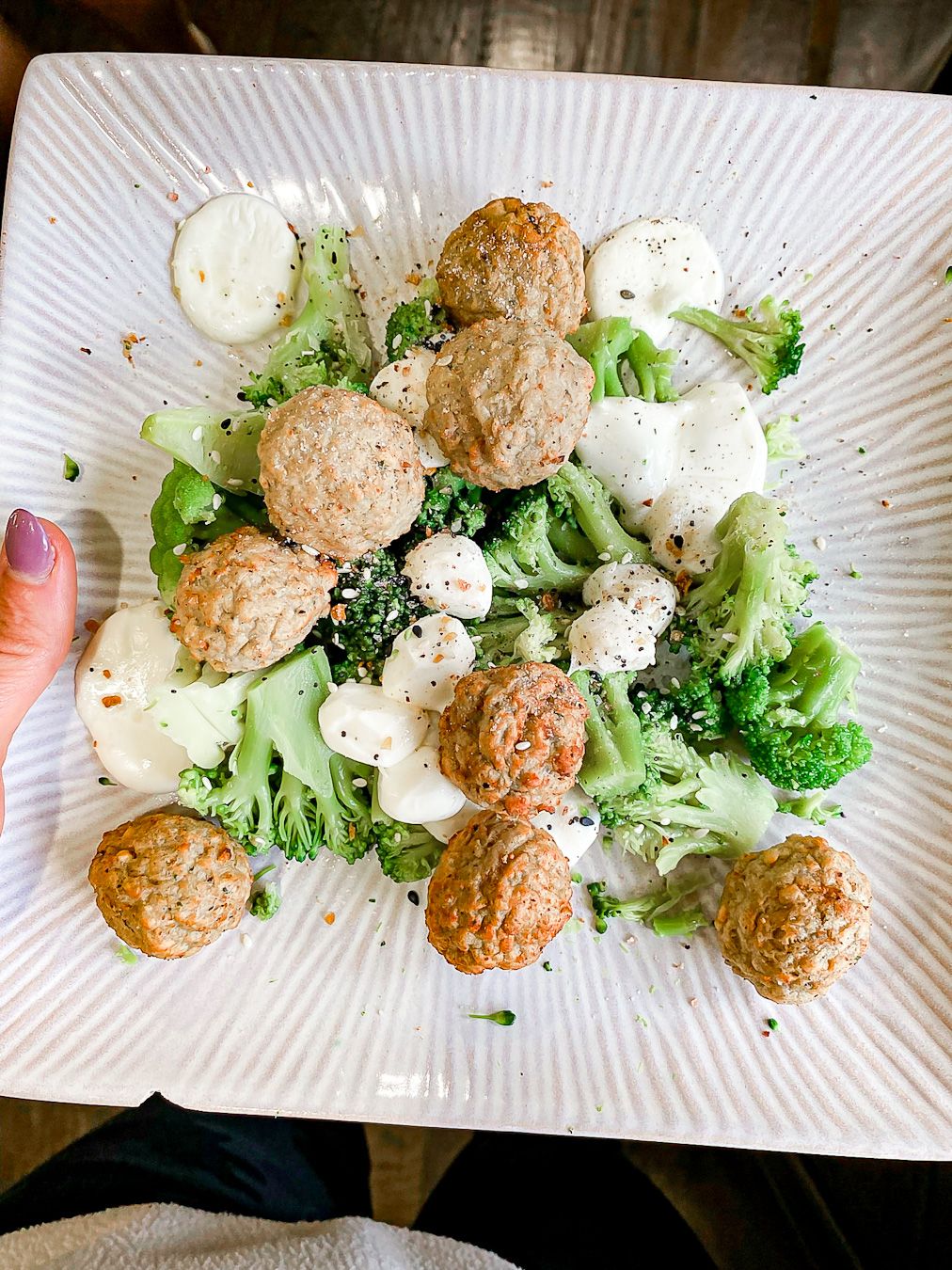 Back To School Dinners: Easy Meatball Kabobs Your Kids Will Actually Love by Alabama family + healthy living blogger, Heather Brown // My Life Well Loved
